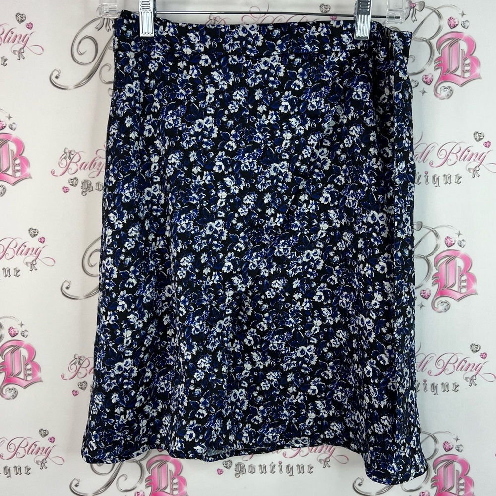 Judith & Charles skirt black white blue flowers Chic Floral A-Line Skirt in Navy